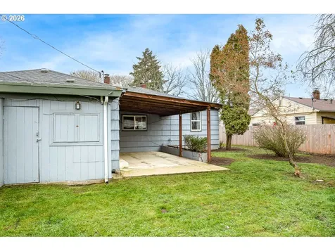 1566 Maywood Avenue Eugene OR 97404