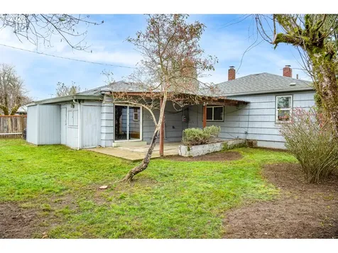 1566 Maywood Avenue Eugene OR 97404