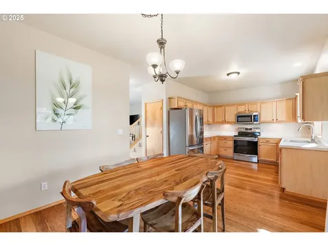 13702 NE Couch Street Portland OR 97230