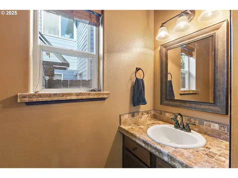 13702 NE Couch Street Portland OR 97230