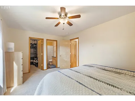 13702 NE Couch Street Portland OR 97230