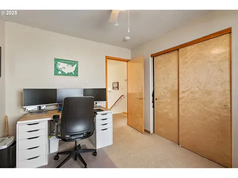 13702 NE Couch Street Portland OR 97230