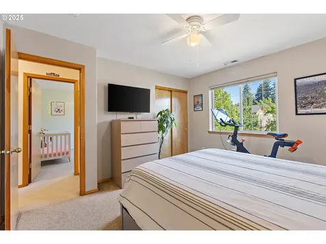 13702 NE Couch Street Portland OR 97230