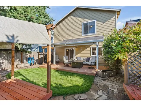 13702 NE Couch Street Portland OR 97230