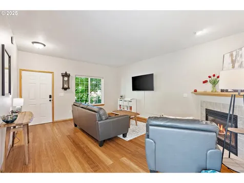 13702 NE Couch Street Portland OR 97230