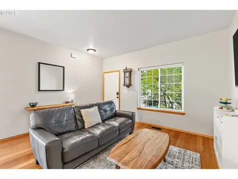 13702 NE Couch Street Portland OR 97230