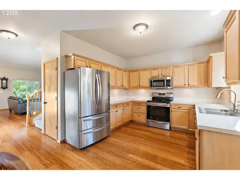 13702 NE Couch Street Portland OR 97230