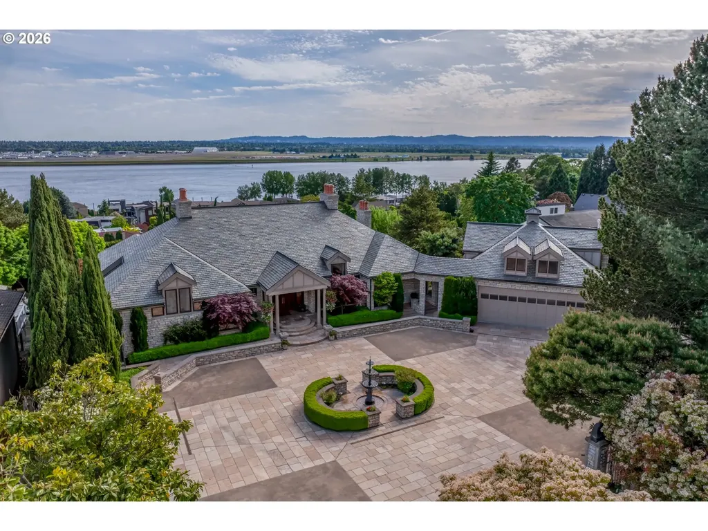 7803 SE Evergreen Highway Vancouver WA 98664