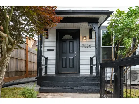 7028 N Saint Louis Avenue Portland OR 97203