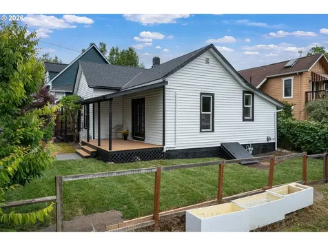 7028 N Saint Louis Avenue Portland OR 97203
