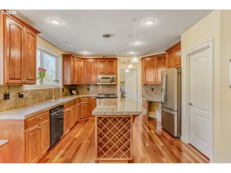 1145 NW 22nd Avenue Camas WA 98607