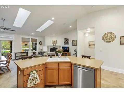 57 Willow Pointe Loop Longview WA 98632