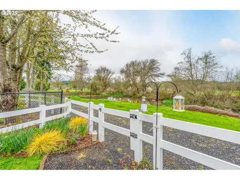 57 Willow Pointe Loop Longview WA 98632