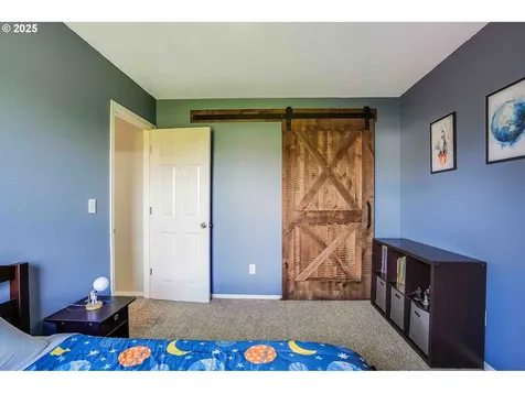 610 Lone Oaks Loop Silverton OR 97381
