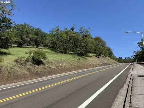 0 NE Rocky Ridge Drive Roseburg OR 97470