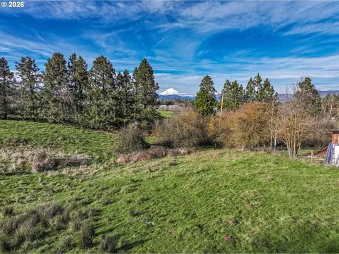 2739 Wyeast Road Hood River OR 97031