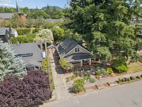 2720 SE 66th Avenue Portland OR 97206
