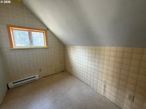 573 S 12th Street Coos Bay OR 97420