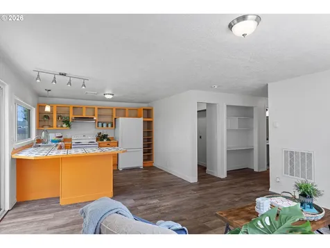 665 SE Indian Trail Avenue Depoe Bay OR 97341