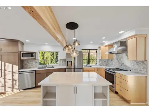 66599 Quail Road North Bend OR 97459