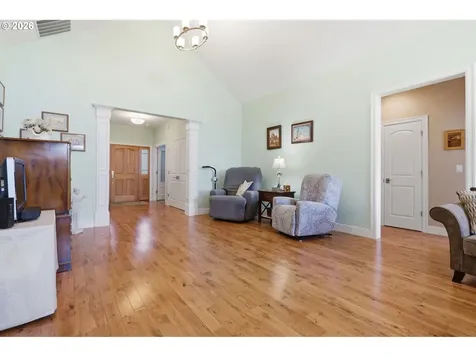 2400 NW West Hills Drive Mcminnville OR 97128