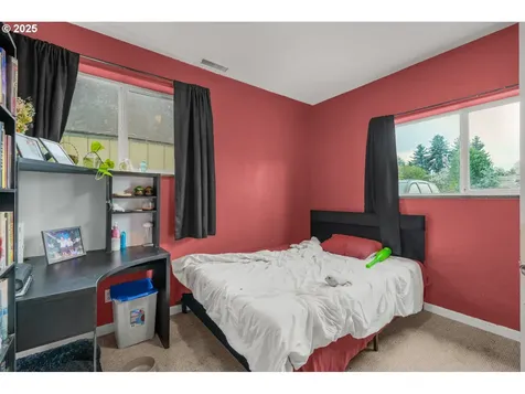 1664 SW Sesame Street Mcminnville OR 97128
