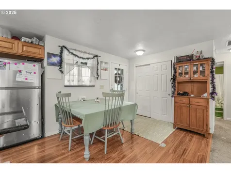 1664 SW Sesame Street Mcminnville OR 97128