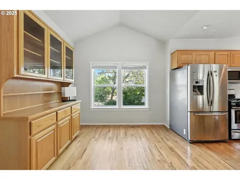 20498 NE Lakeside Drive Fairview OR 97024