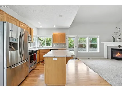 20498 NE Lakeside Drive Fairview OR 97024