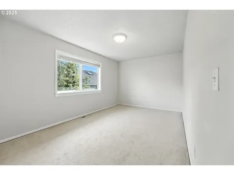 20498 NE Lakeside Drive Fairview OR 97024