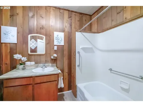 235 S 18th Street Philomath OR 97370