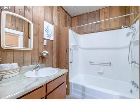 235 S 18th Street Philomath OR 97370
