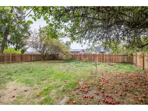 235 S 18th Street Philomath OR 97370