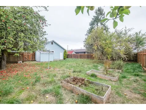 235 S 18th Street Philomath OR 97370