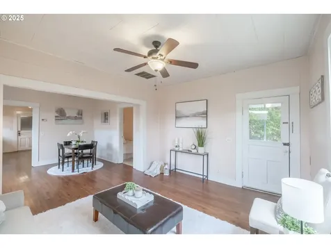 235 S 18th Street Philomath OR 97370