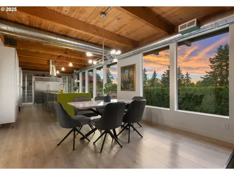 1535 Larch Street Lake Oswego OR 97034