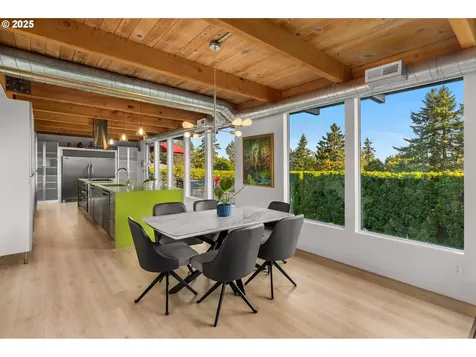 1535 Larch Street Lake Oswego OR 97034