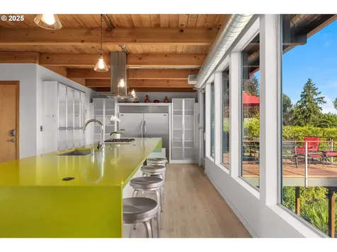 1535 Larch Street Lake Oswego OR 97034