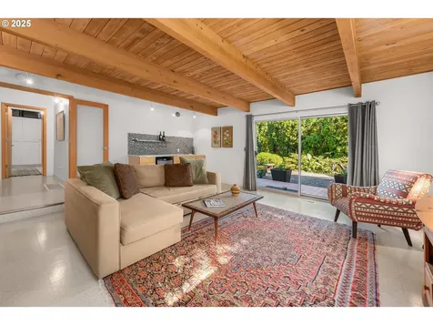1535 Larch Street Lake Oswego OR 97034