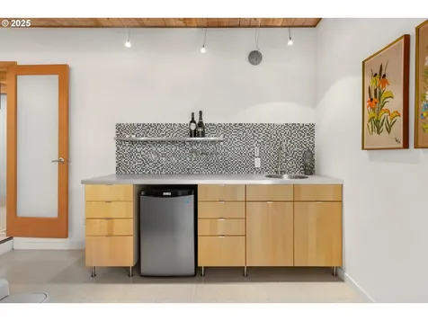 1535 Larch Street Lake Oswego OR 97034