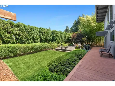 1535 Larch Street Lake Oswego OR 97034