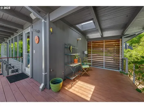 1535 Larch Street Lake Oswego OR 97034