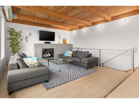 1535 Larch Street Lake Oswego OR 97034