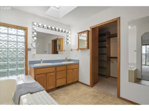6593 Rippling Brook Drive SE Salem OR 97317