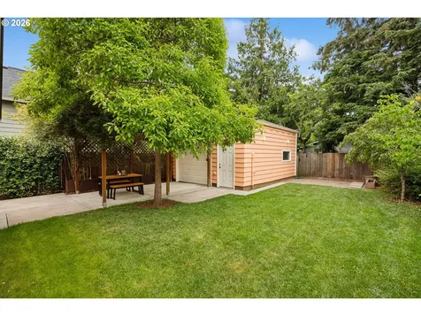 5417 SE Boise Street Portland OR 97206
