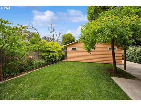 5417 SE Boise Street Portland OR 97206