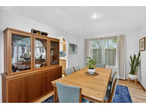 10602 SW Kent Street Portland OR 97224