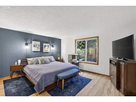 10602 SW Kent Street Portland OR 97224