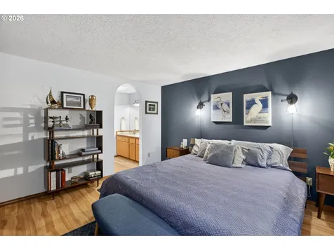 10602 SW Kent Street Portland OR 97224