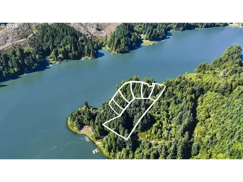 0 Tenmile Lake Lakeside OR 97449